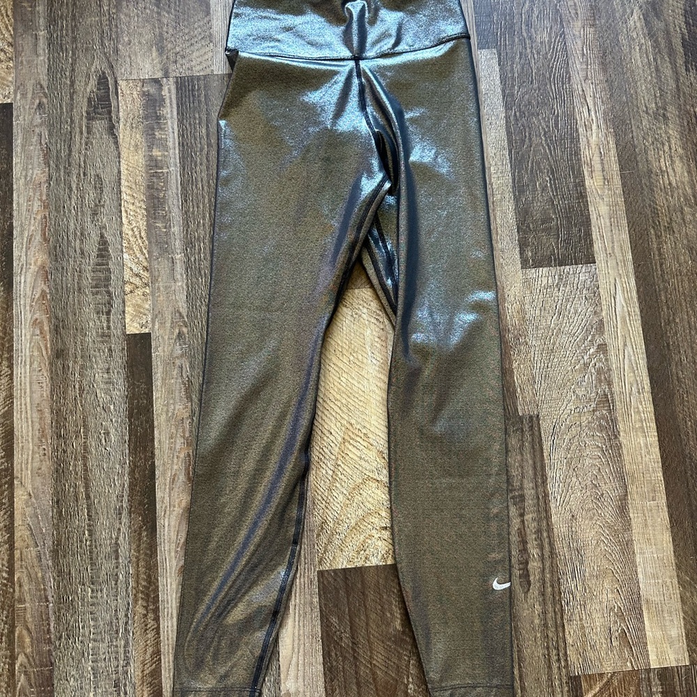 Nike Silver Metallic  Athletic Leggings